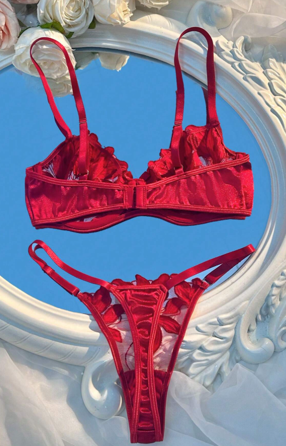 Bloom Fever - Conjunto malla bordado