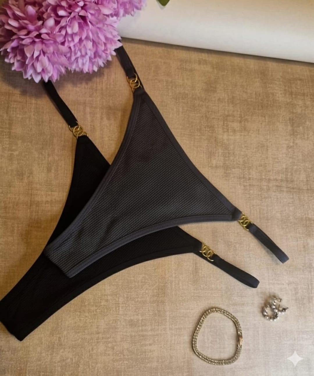 Tangas - Glow Kiss (prim/ver) Negro-Gris oscuro