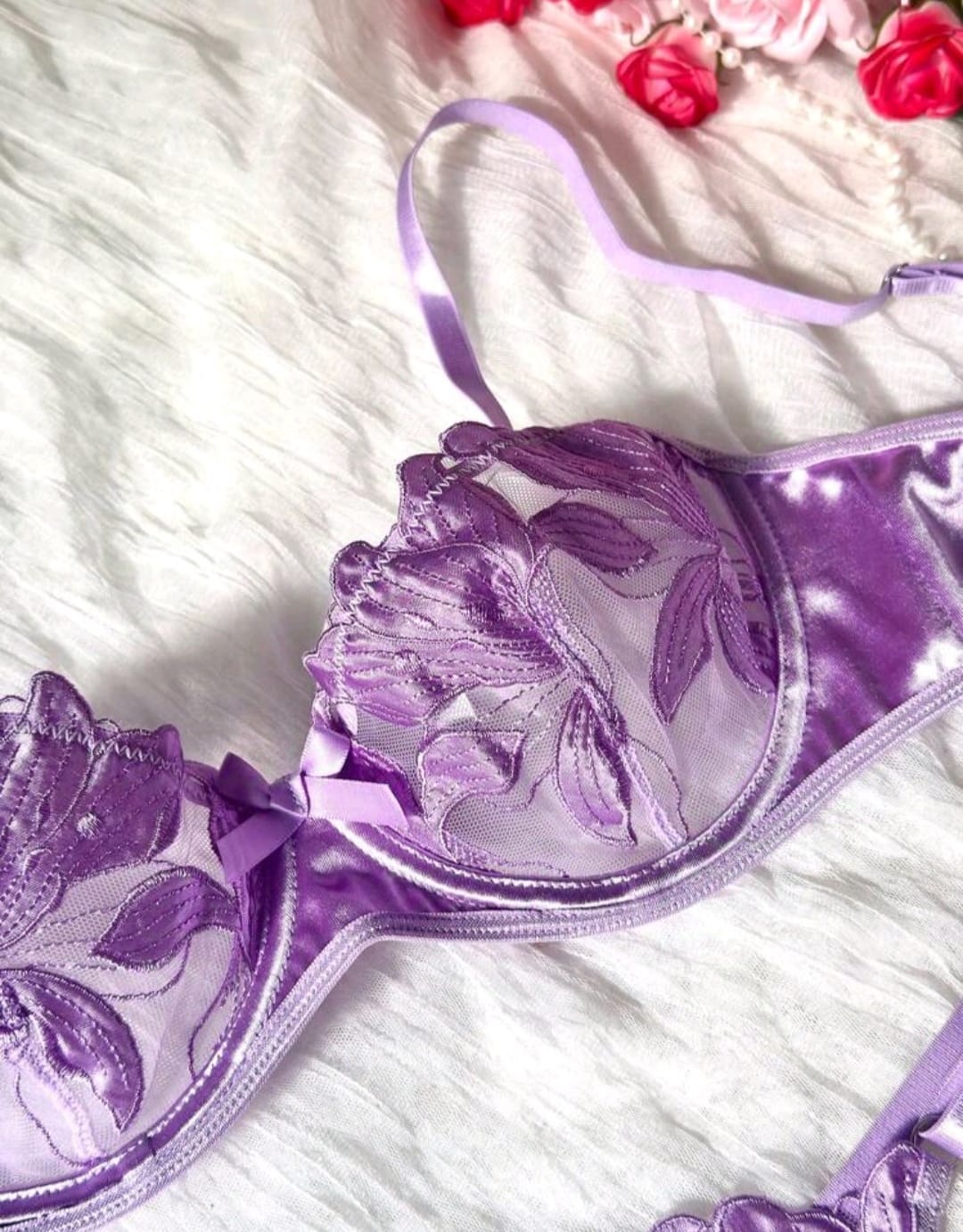 Bloom Fever - Conjunto malla bordado